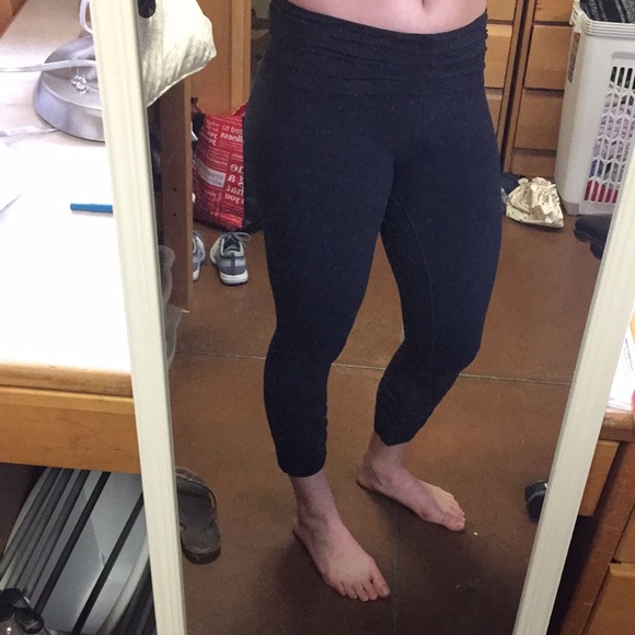 Lululemon Cropped Leggings - Picture 2 of 7